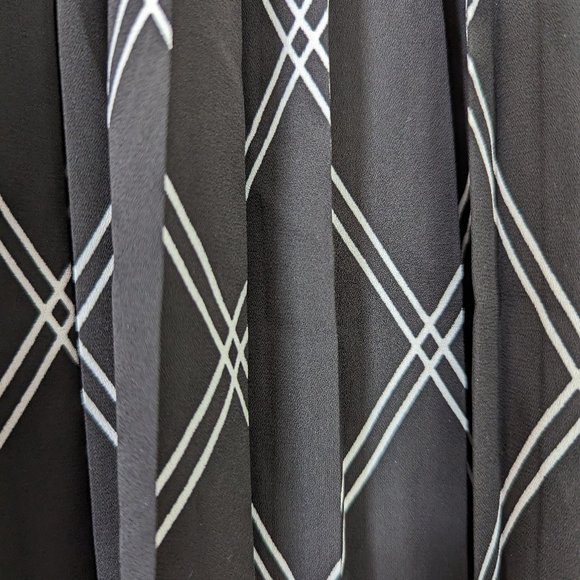 NEW Banana Republic Factory Pleated Midi Skirt Black and White - Picture 4 of 7